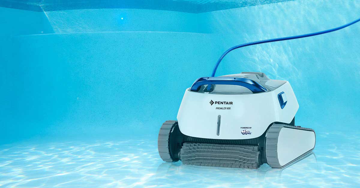 潜行者930机器人泳池清洁器在水下泳池